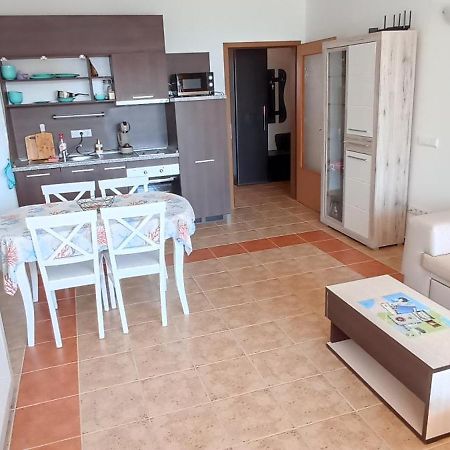 Cozy Apartment With Sea View And Free Parking Поморіє Екстер'єр фото