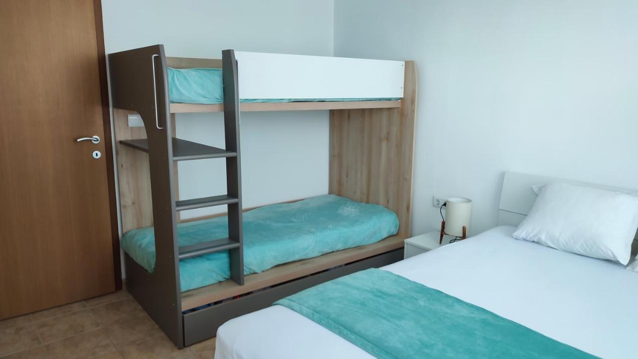 Cozy Apartment With Sea View And Free Parking Поморіє Екстер'єр фото